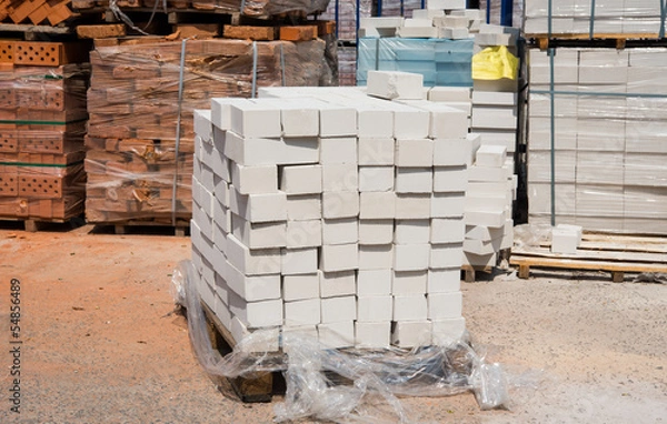 Obraz store of bricks ready for consruction