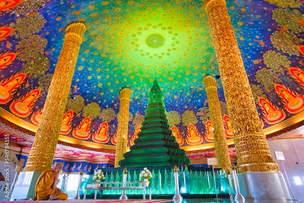 Fototapeta 神秘的な天井画があるワットパクナム　タイ・バンコク