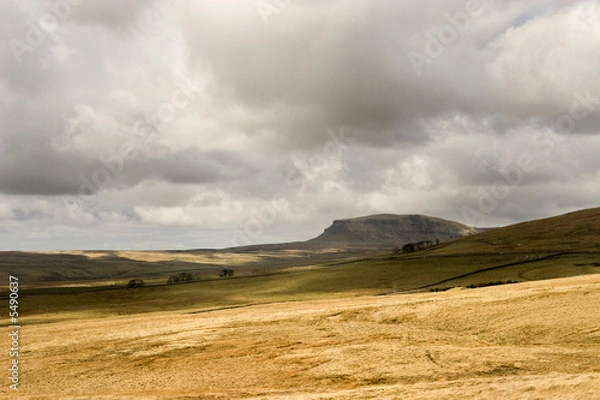 Fototapeta Pen Y Ghent hill , Yorkshire , UK