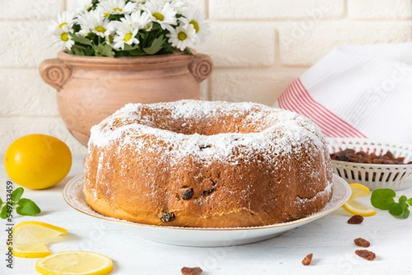Obraz Babka drożdżowa z rodzynkami