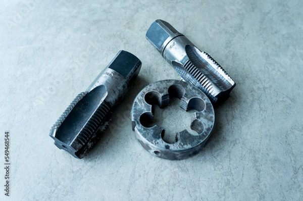 Fototapeta Tools for manual threading