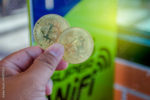 Obraz Bitcoin crypto-currency and computer fee finance with online stock charts forex Cryptocurrency. Online Trading