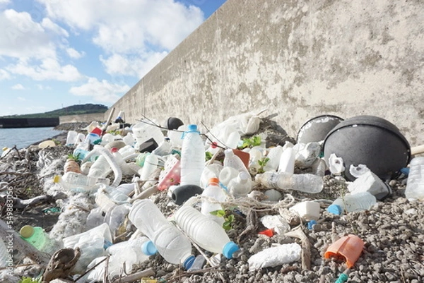 Obraz 環境破壊、港に集まる
