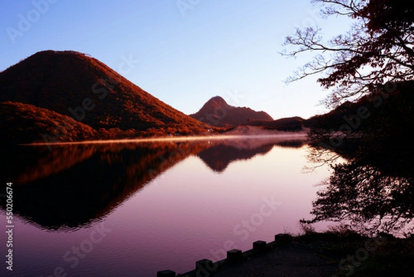 Fototapeta 秋の榛名湖