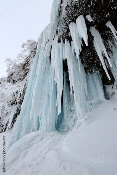 Obraz 氷柱と氷瀑　刻が止まる