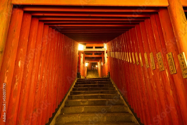 Fototapeta 山陰の小京都　秋の津和野の太鼓稲荷神社　島根県