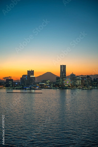 Obraz みなとみらいのマジックアワー