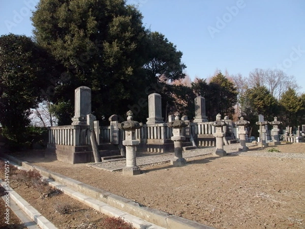 Obraz 天祥寺　忍藩初代藩主松平忠堯(奥平系忍松平家9代)(大休院)の墓 忍藩3代藩主松平忠国(奥平系忍松平家11代)(泰嶺院)の墓 忍藩4代藩主松平忠誠(奥平系忍松平家12代)(靈源院)の墓　埼玉県　行田市