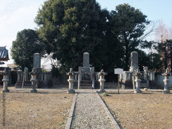 Obraz 天祥寺　忍藩初代藩主松平忠堯(奥平系忍松平家9代)(大休院)の墓 忍藩3代藩主松平忠国(奥平系忍松平家11代)(泰嶺院)の墓 忍藩4代藩主松平忠誠(奥平系忍松平家12代)(靈源院)の墓　埼玉県　行田市