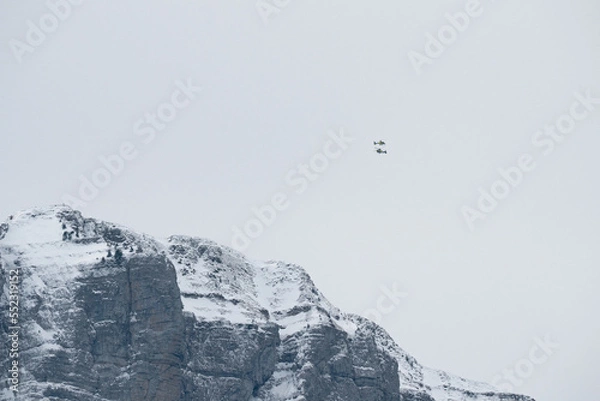 Obraz close call between 2 helicopters