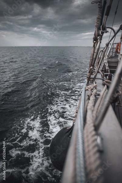 Obraz Schiff auf offener See