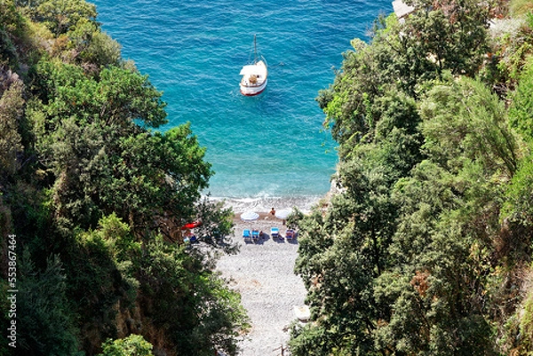 Obraz Top view of a narrow intimate bay along the Amalfi Coast with turquoise sea and lush nature in a tropical style