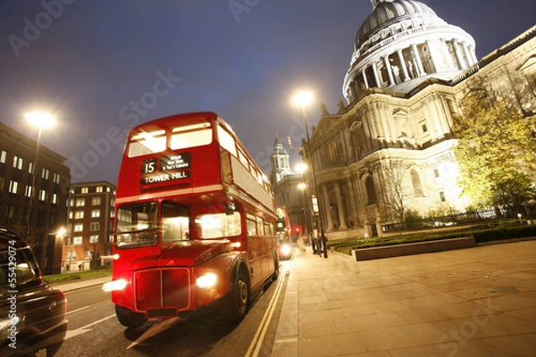 Obraz London Routemaster Bus and St Paul's Cathedral at night