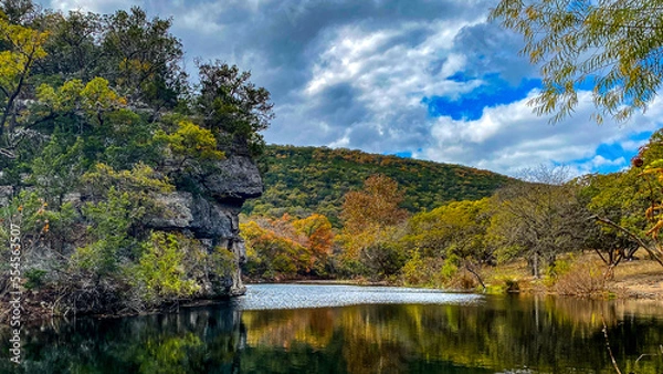 Fototapeta Lost Maples Fall Foliage around River