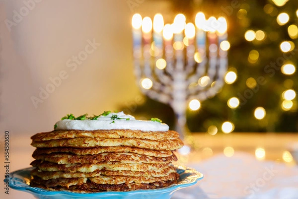 Obraz It is a traditional Jewish food dish to serve crispy potato latkes during Hanukkah.