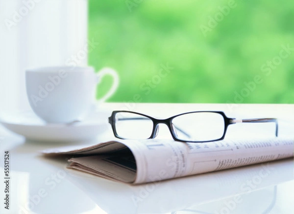 Obraz newspaper and glasses