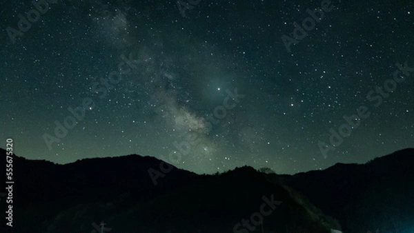 Fototapeta 天の川の真ん中に木星