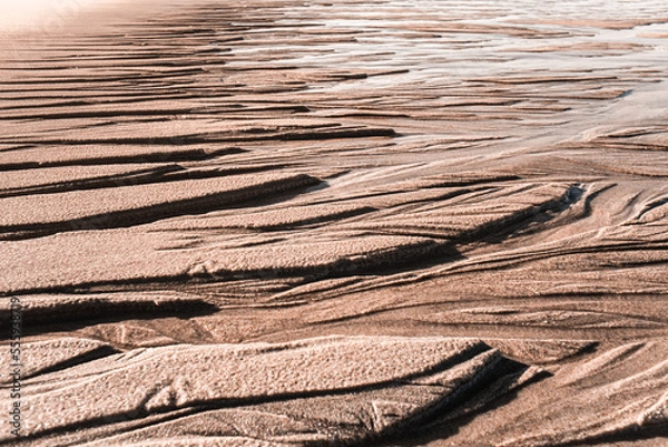 Obraz Sand structures, trickles, coombs, creeks and ravines at low tide, seems like another planet landscape