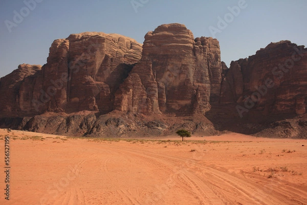 Fototapeta Huge rock formation in desert in Wadi Rum, Jordan