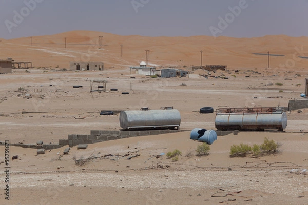 Obraz trash in the desert