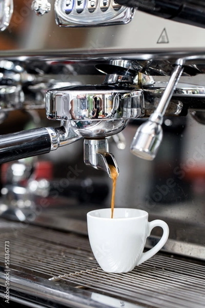 Fototapeta making coffee