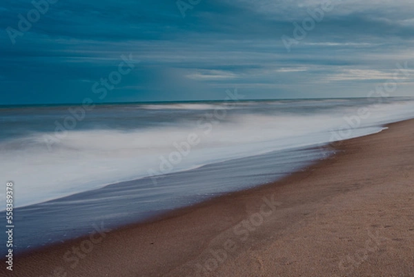 Fototapeta waves on the beach