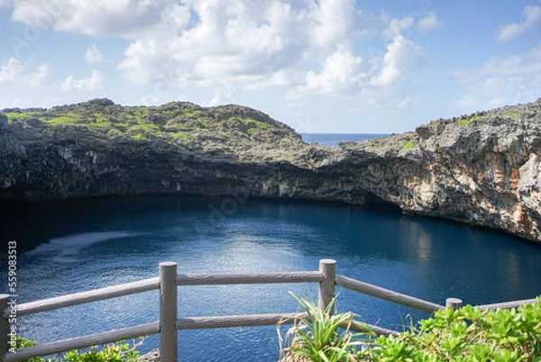 Fototapeta 下地島・通り池　宮古諸島