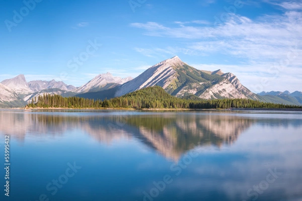 Obraz Mount Indefatigable reflection in Kananaskis Upper Lake