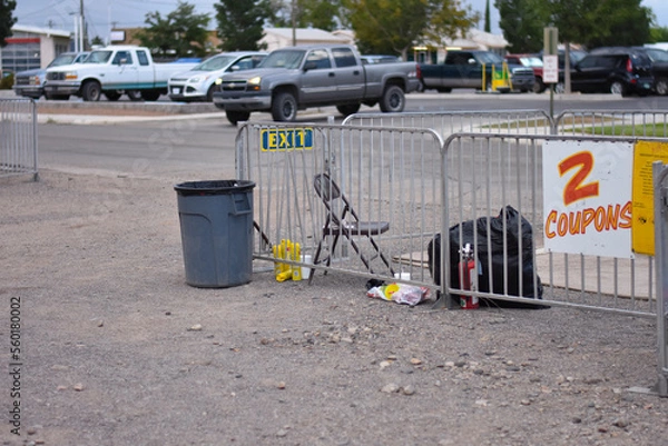 Obraz garbage bin in the park