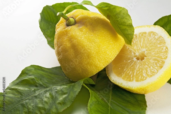 Fototapeta Limone a metà