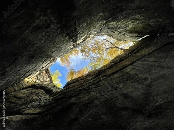 Fototapeta Skylight in a cave. 