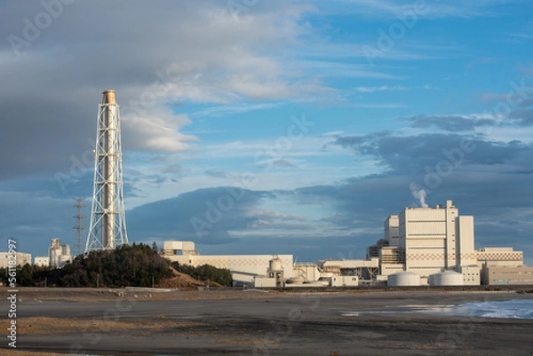 Obraz 沿岸に建つ火力発電所