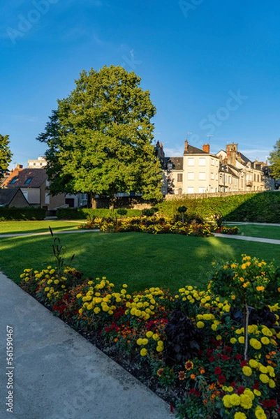 Fototapeta Garden for walking and peaceful moment of Couvent des Cordelier, Chateauroux City during summer