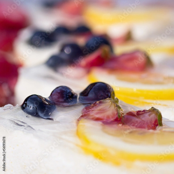 Fototapeta Quark-Sahne-Schnitte - Früchtebelag