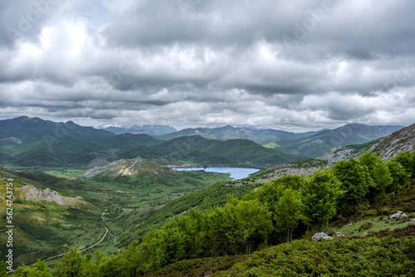 Fototapeta Green mountain landscape