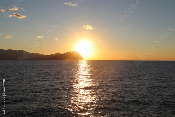 Obraz sunset over the ocean