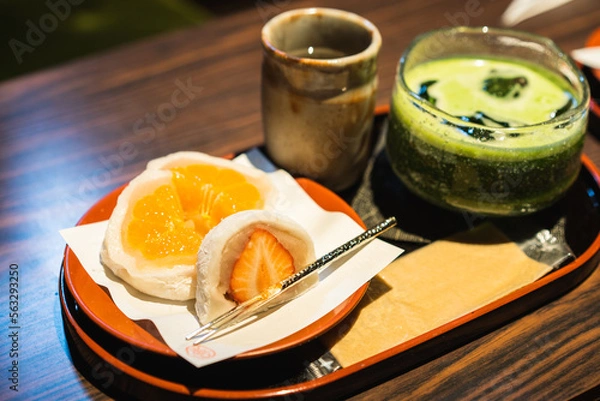 Fototapeta フルーツ大福とお抹茶
