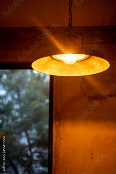 Obraz 붉은 조명과 창문의 배경, 감성사진