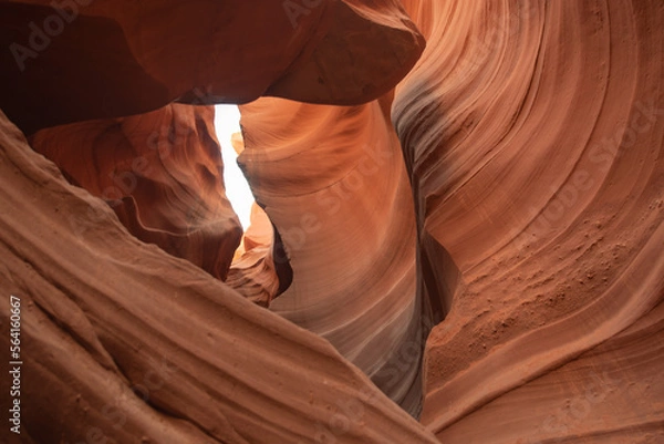 Obraz 砂岩に囲まれた渓谷