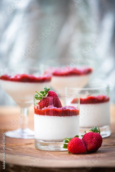 Obraz Sobremesa de Morango com Coco