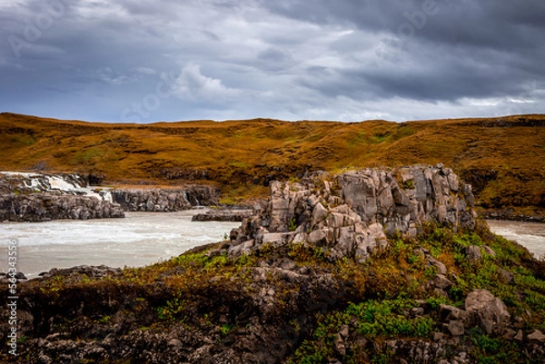 Fototapeta Island on the river - Iceland