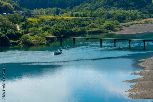 Fototapeta 屋形船と四万十川の流れ