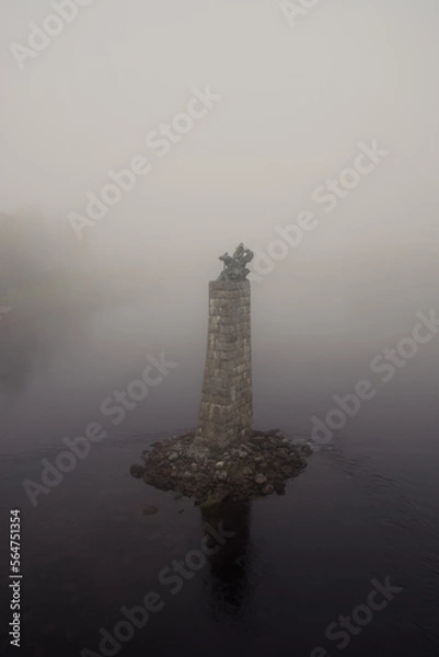 Obraz Log driving monument