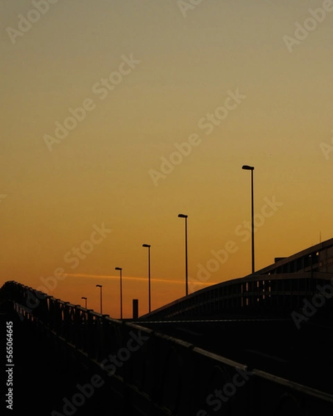 Obraz 橋と夕日　美しい夕焼け