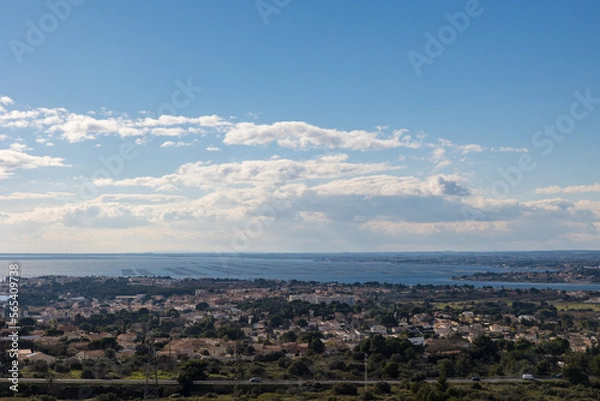 Obraz Vue sur l'étang de Thau depuis le massif de la Gardiole à Frontignan