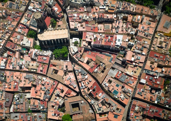 Fototapeta vue aérienne de la ville de Barcelone, et ses rues et bâtiments en cadrillage ou grille carré.