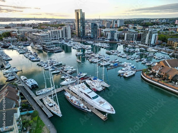 Obraz Southampton Marina Dock area, Shot with Mini 3 Pro