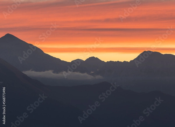 Obraz Wschód słońca w Alpach