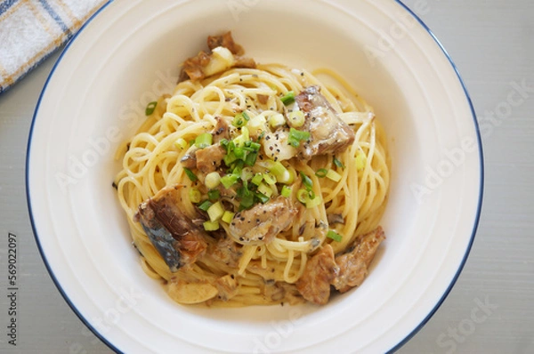 Fototapeta 鯖缶パスタ