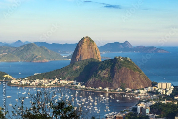 Fototapeta Rio de Janeiro, RJ, Brazil, 01/22/2023 - Sugar Loaf and Urca Mountains and Botafogo Cove - view from Dona Marta Belvedere